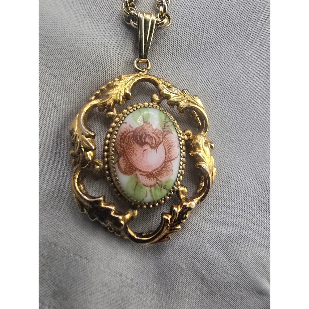 Vintage Whiting & Davis Necklace Gold Floral Rose Porcelain Rope Chain 23in
